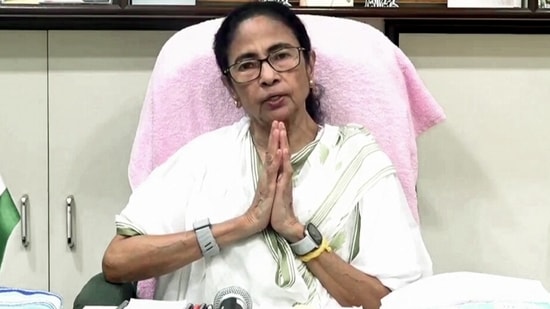 कथित टीएमसी फंड मामले में विमान, हेलिकॉप्टर खरीद ईडी की नजर में; ₹160 करोड़ के लेनदेन की जांच की गई